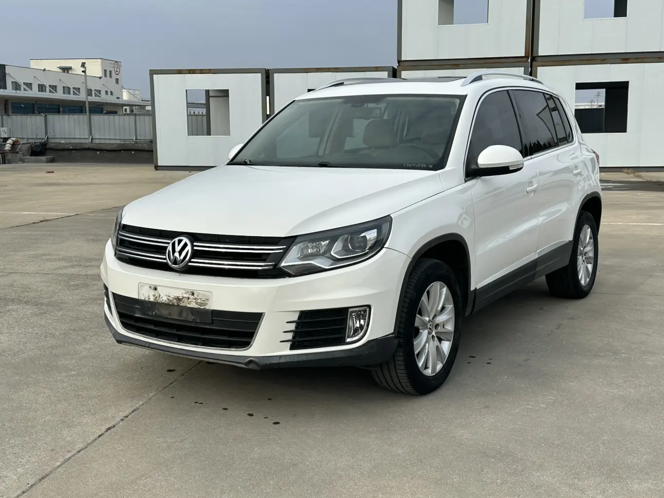 Volkswagen Tiguan  из Китая