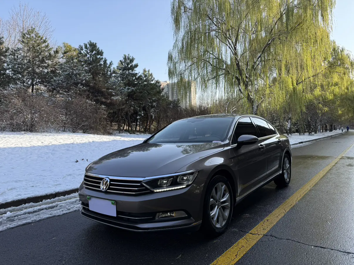 Volkswagen Magotan  из Китая