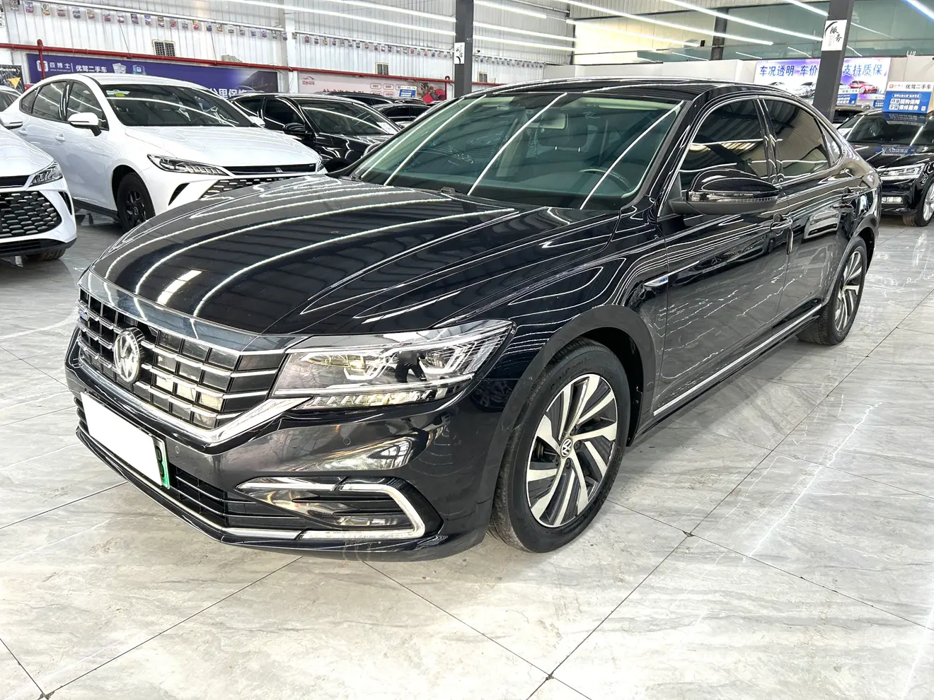 Volkswagen Passat PHEV  из Китая