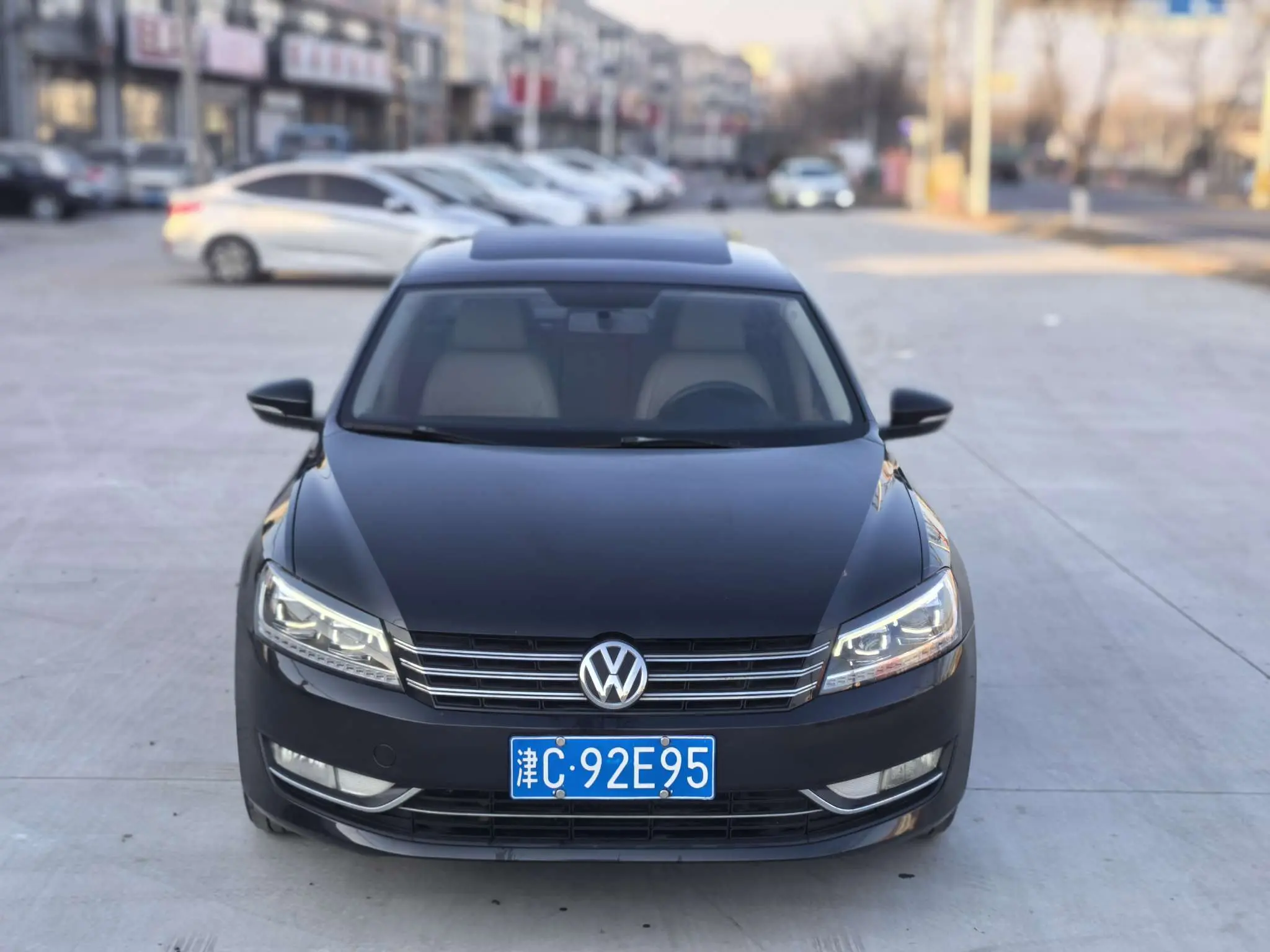 Volkswagen Passat  из Китая