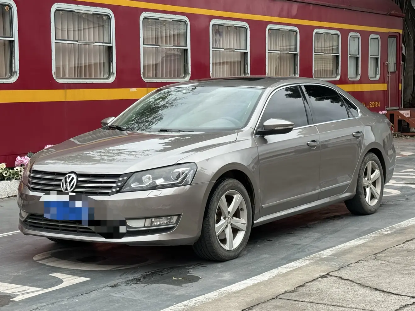 Volkswagen Passat  из Китая