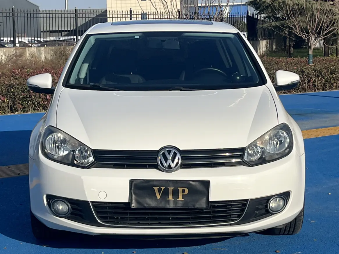 Volkswagen Golf  из Китая