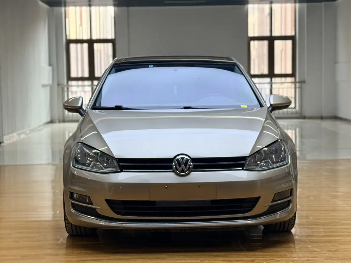 Volkswagen Golf  из Китая