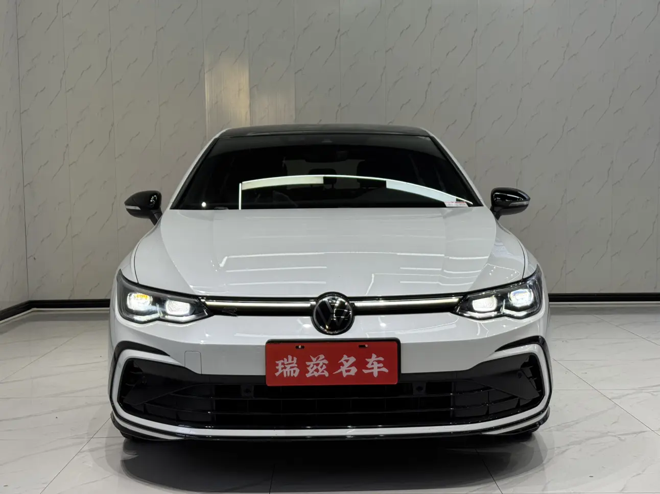 Volkswagen Golf  из Китая