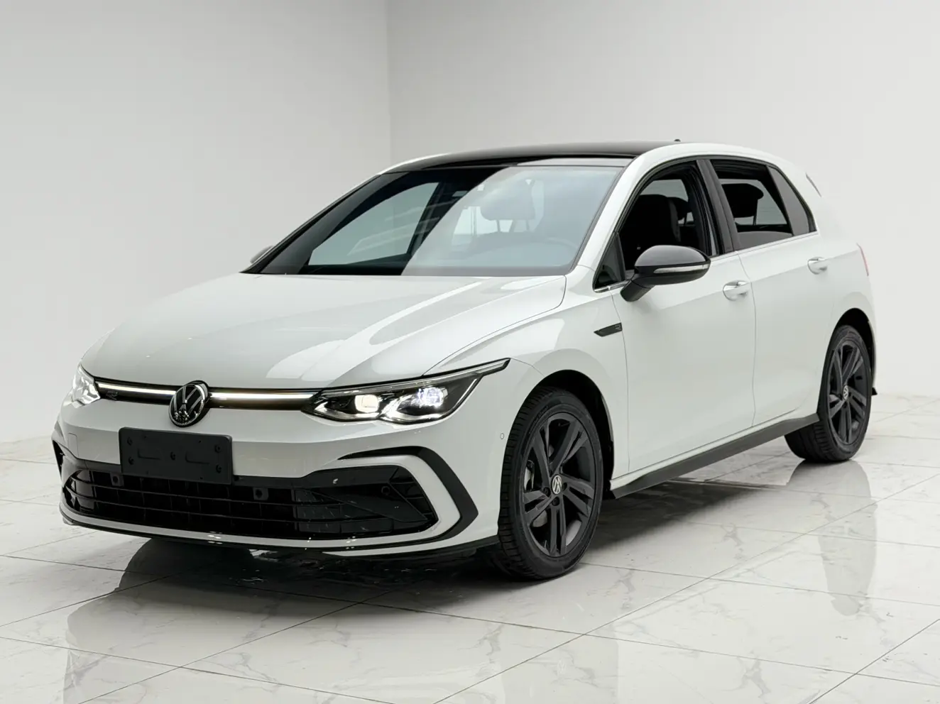 Volkswagen Golf  из Китая