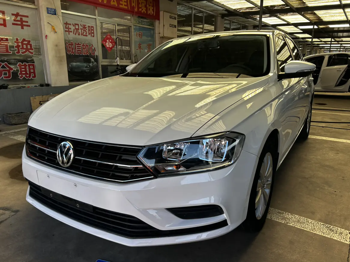 Volkswagen Bora  из Китая