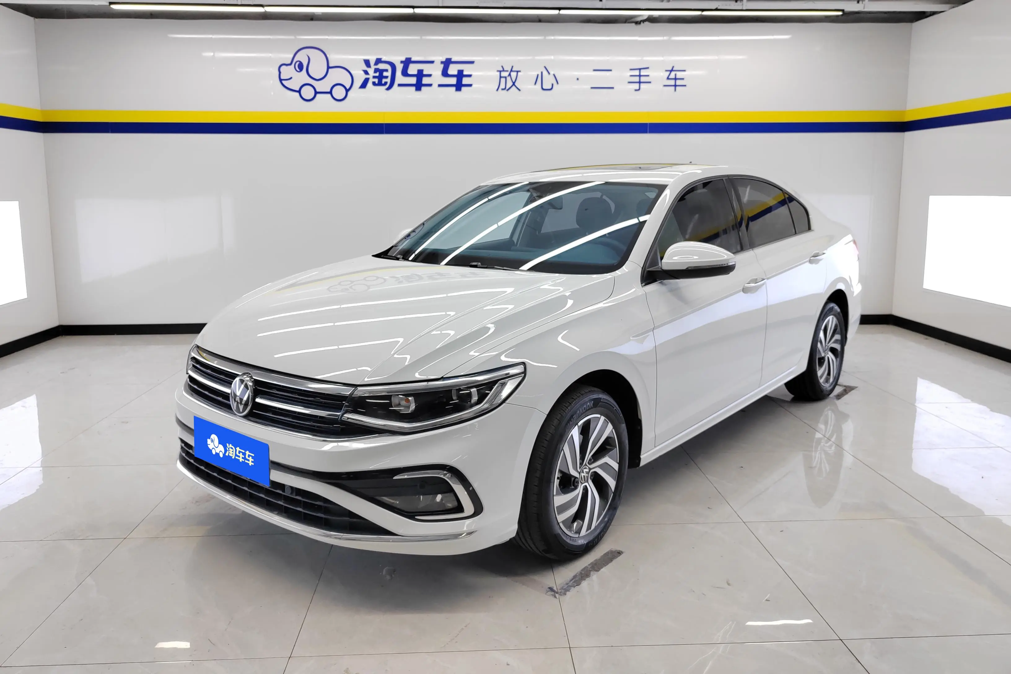 Volkswagen Bora  из Китая