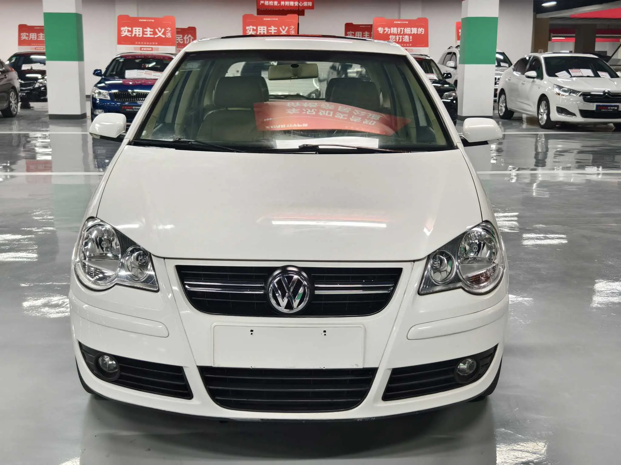 Volkswagen Polo  из Китая