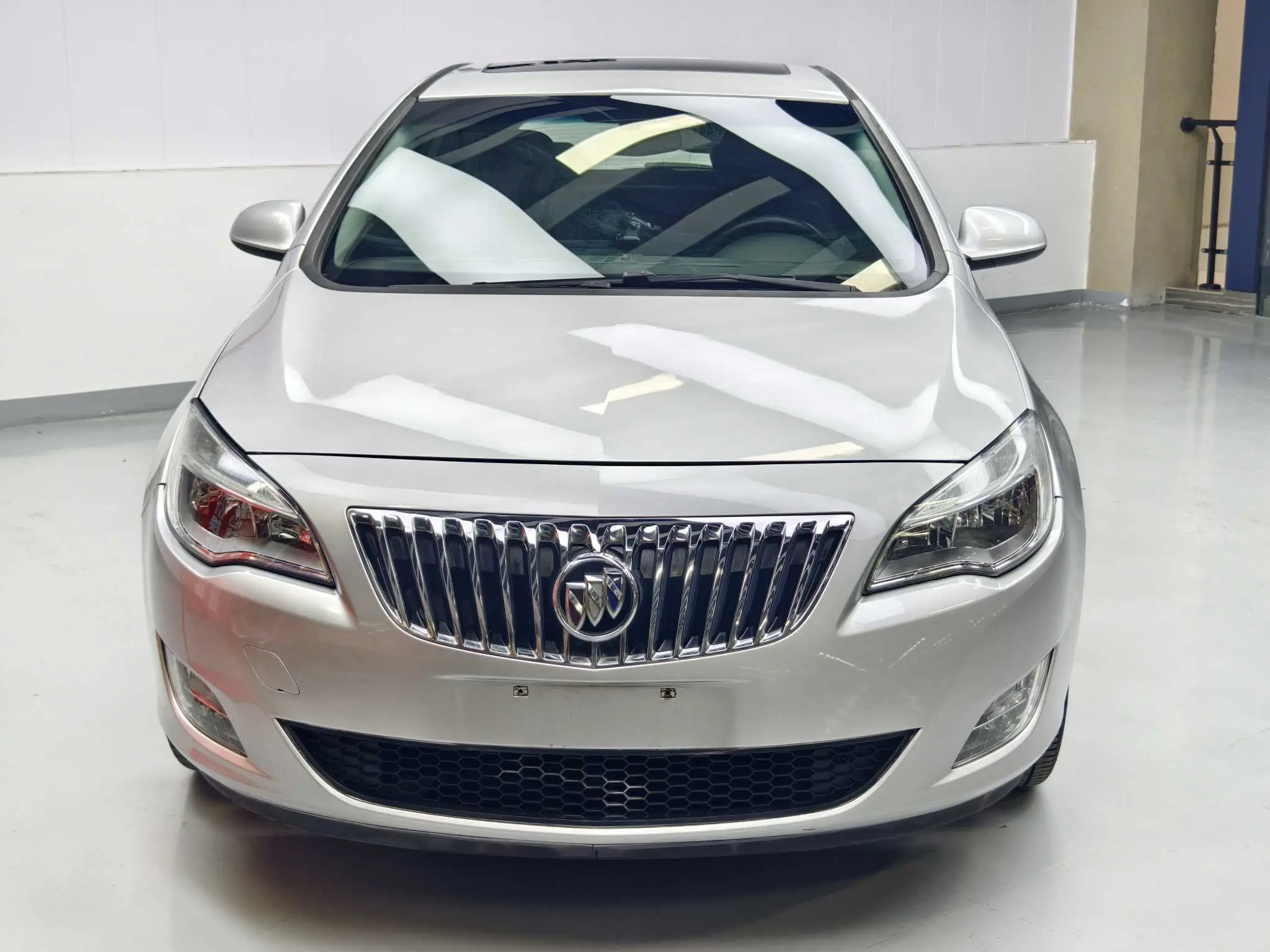 Buick Yinglang  из Китая