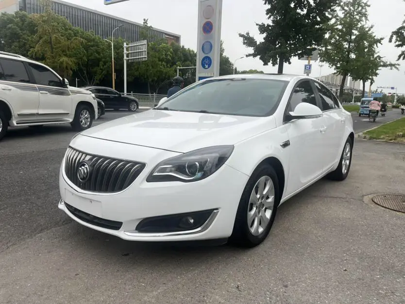 Buick Majesty  из Китая