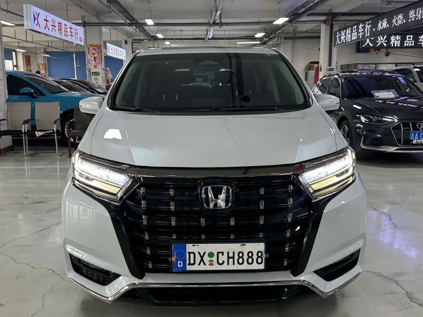 Honda Elysion (Alison)  из Китая