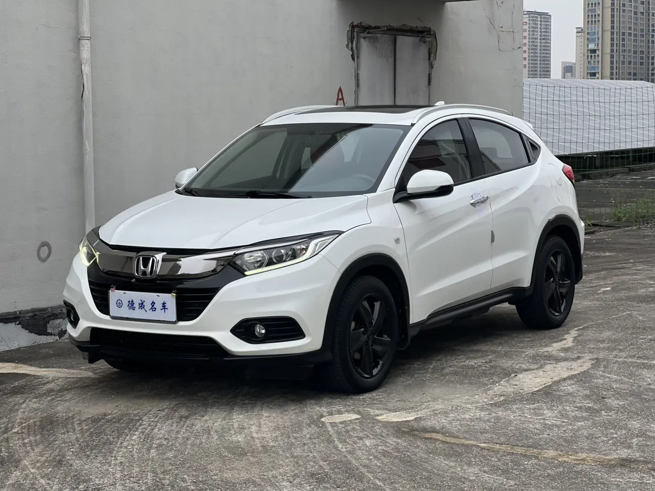 Honda Vezel (Binzhi)  из Китая