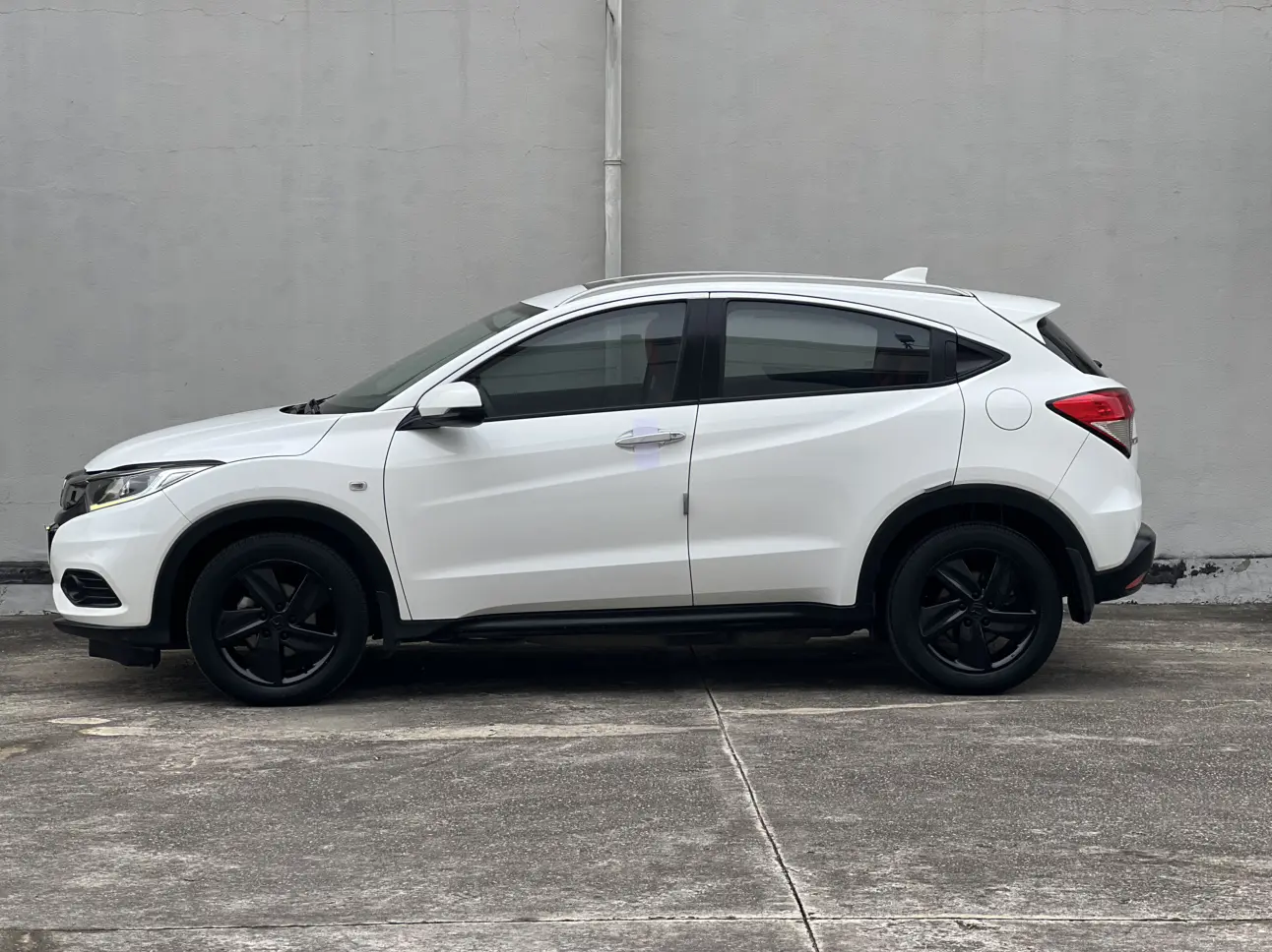 Honda Vezel (Binzhi)  из Китая