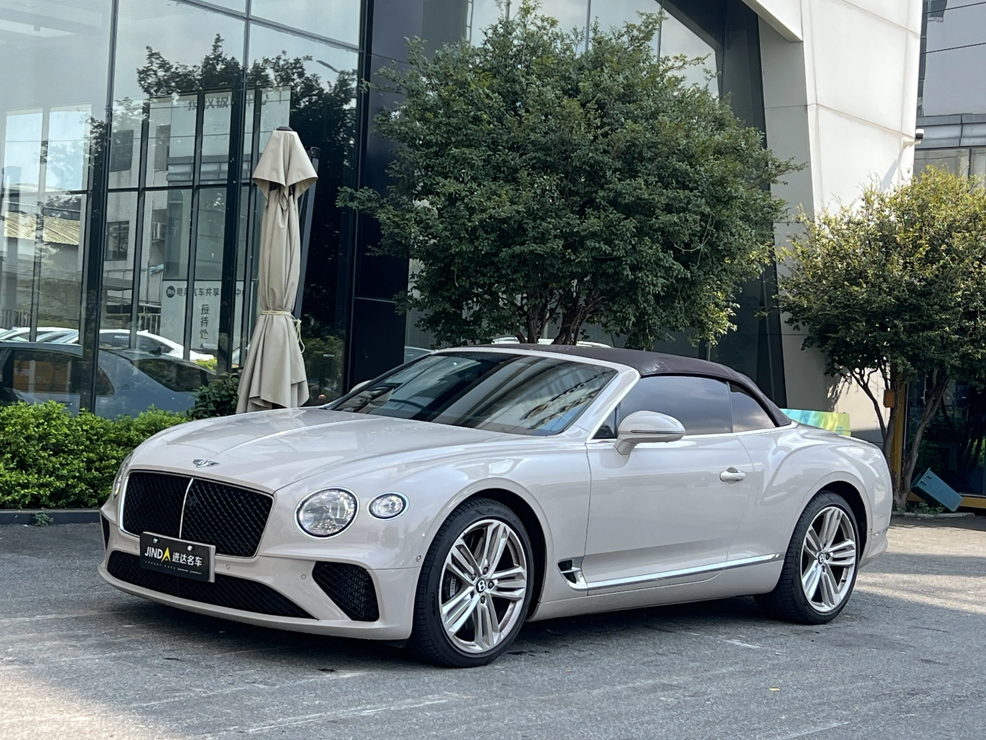 Bentley Continental  из Китая