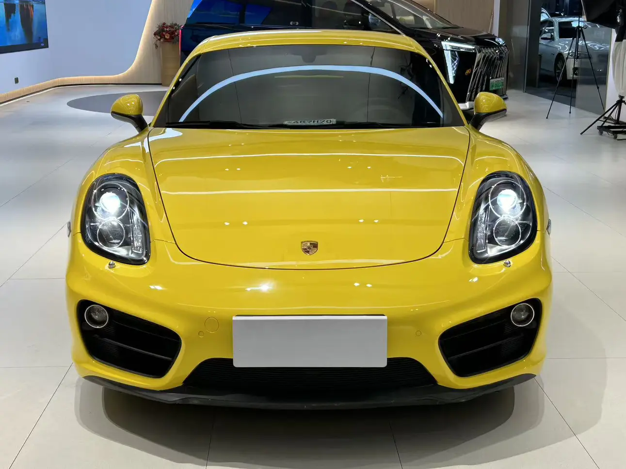 Porsche Cayman  из Китая