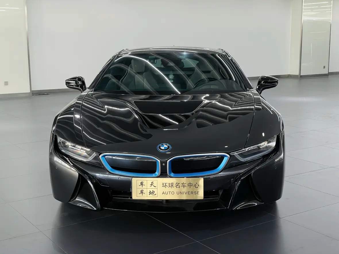 BMW i8  из Китая