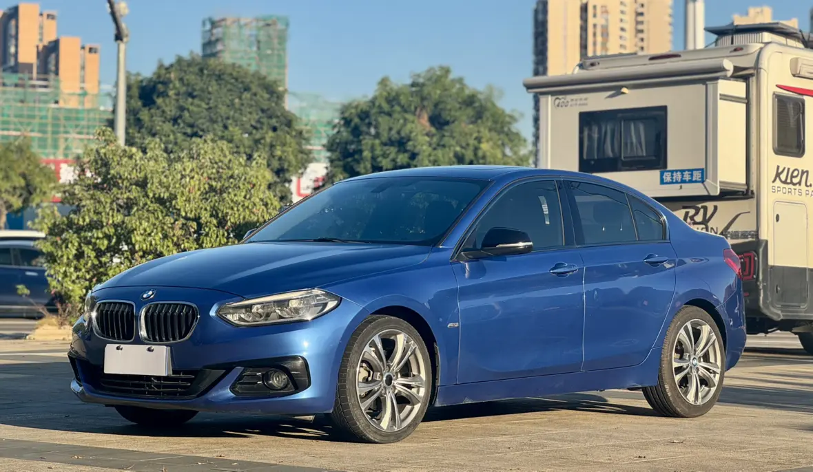 BMW 1 Series  из Китая