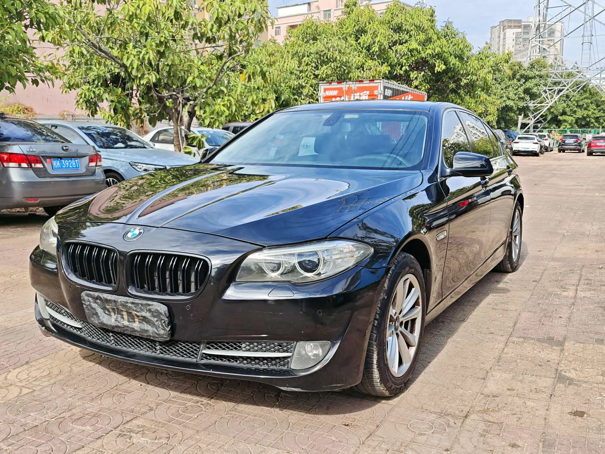 BMW 5 Series  из Китая