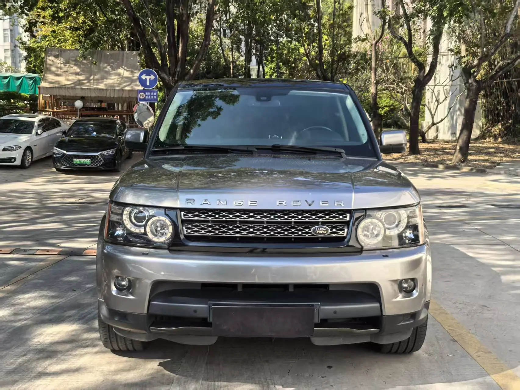 Land Rover Range Rover Sport  из Китая