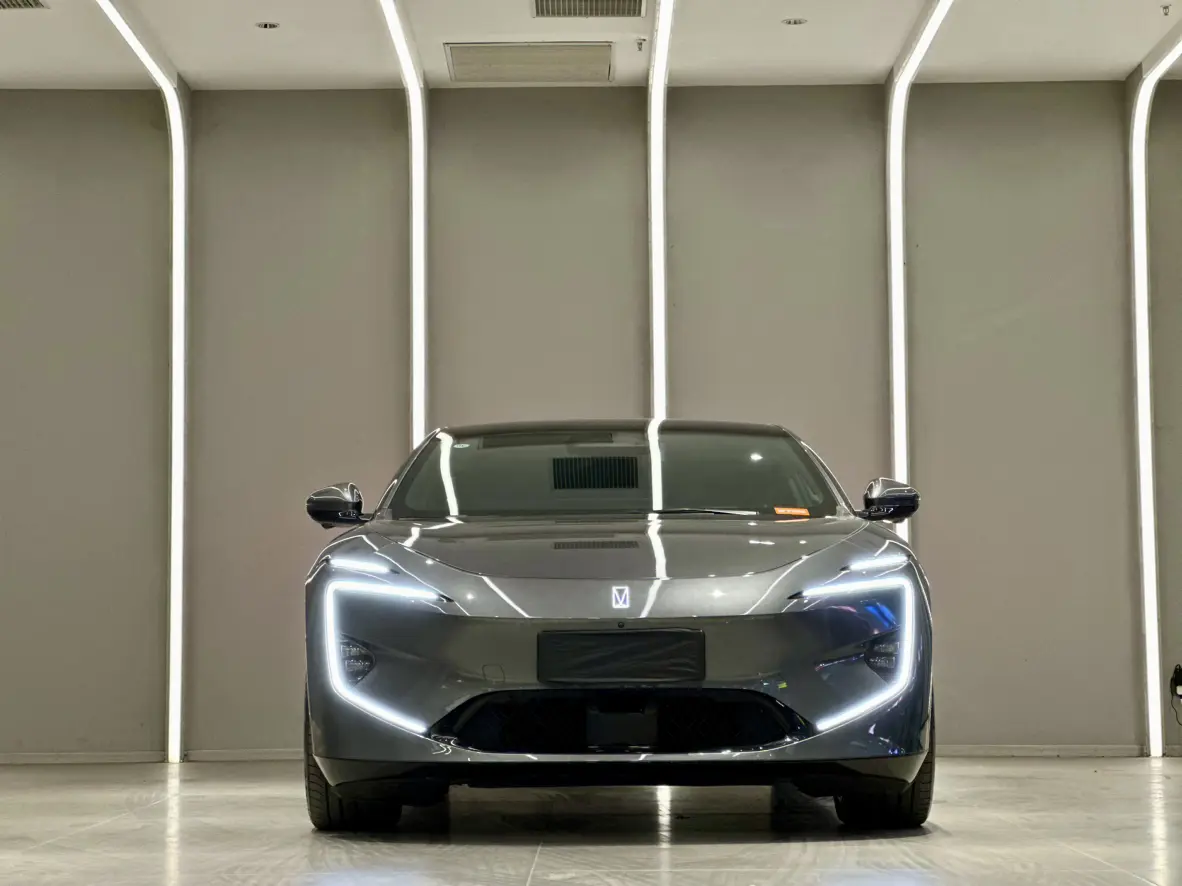 AVATR 12  из Китая