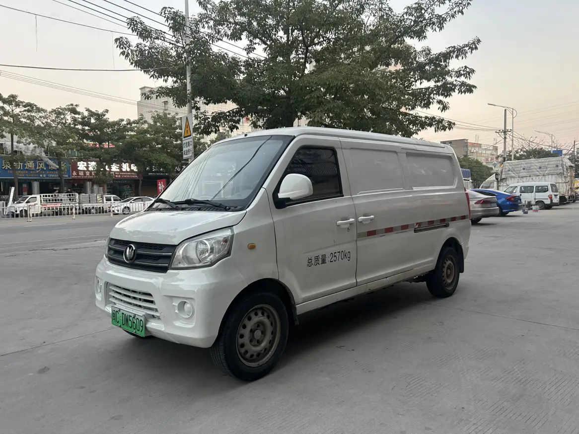 New Longma Automobile Qiteng M70 EV  из Китая