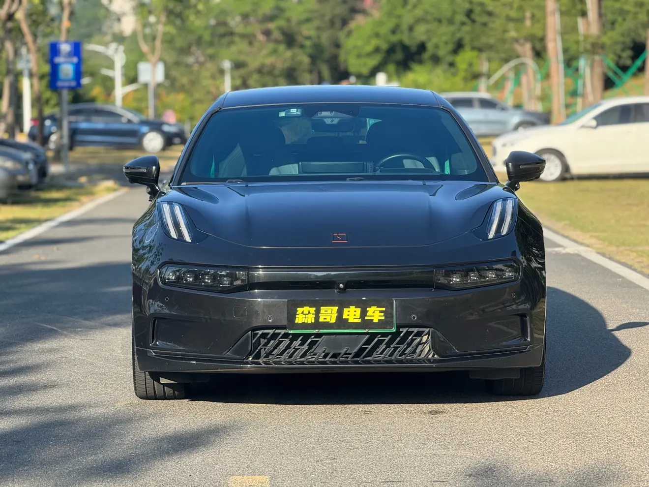 ZEEKR 001  из Китая