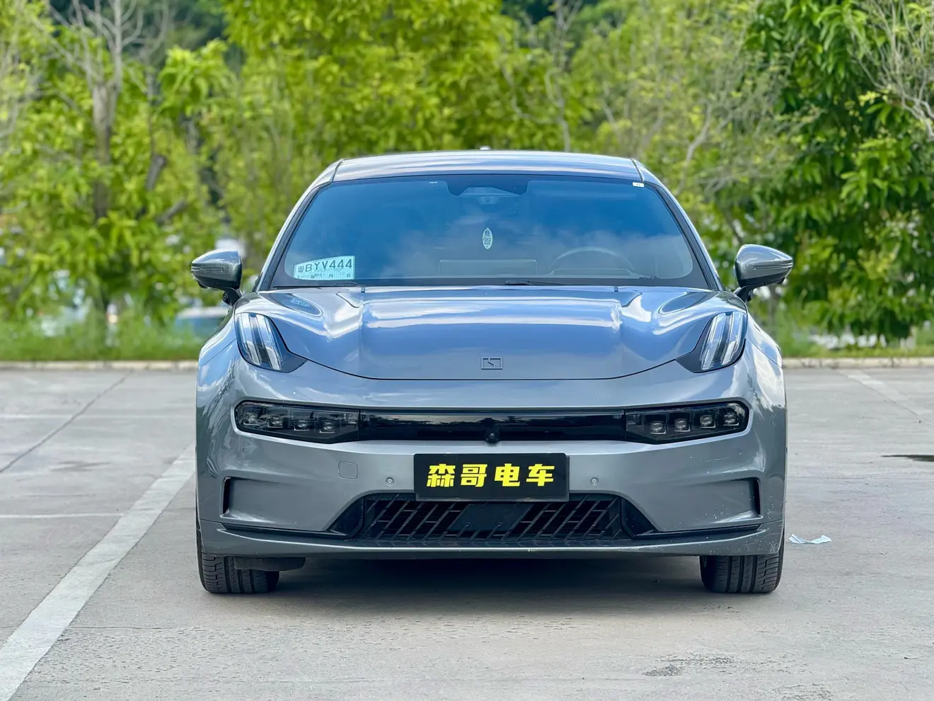 ZEEKR 001  из Китая