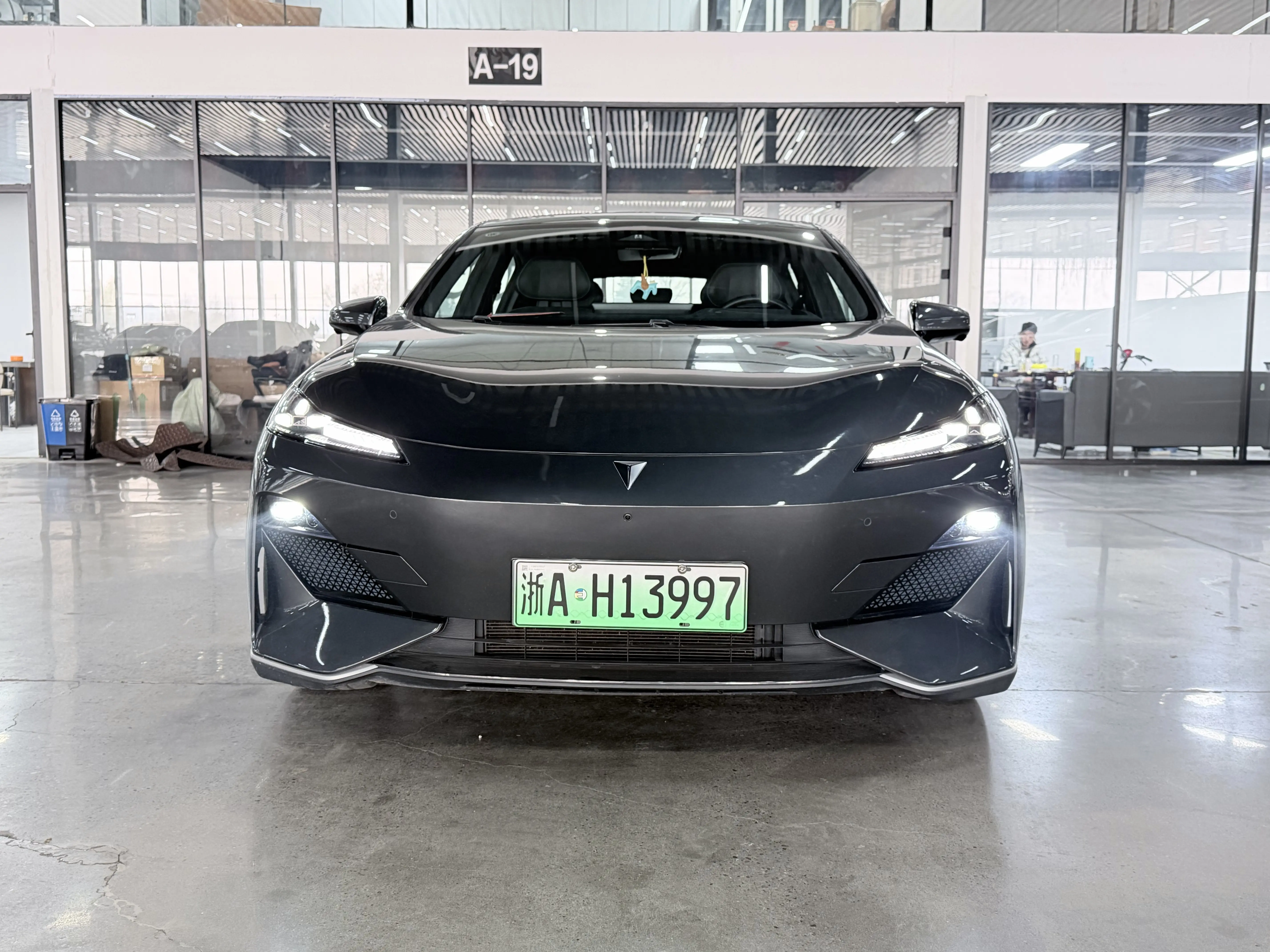 Deepal Dark blue SL03  из Китая