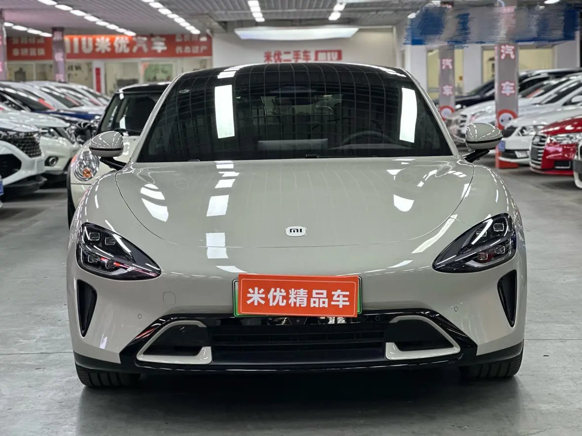 Xiaomi car Xiaomi SU7  из Китая