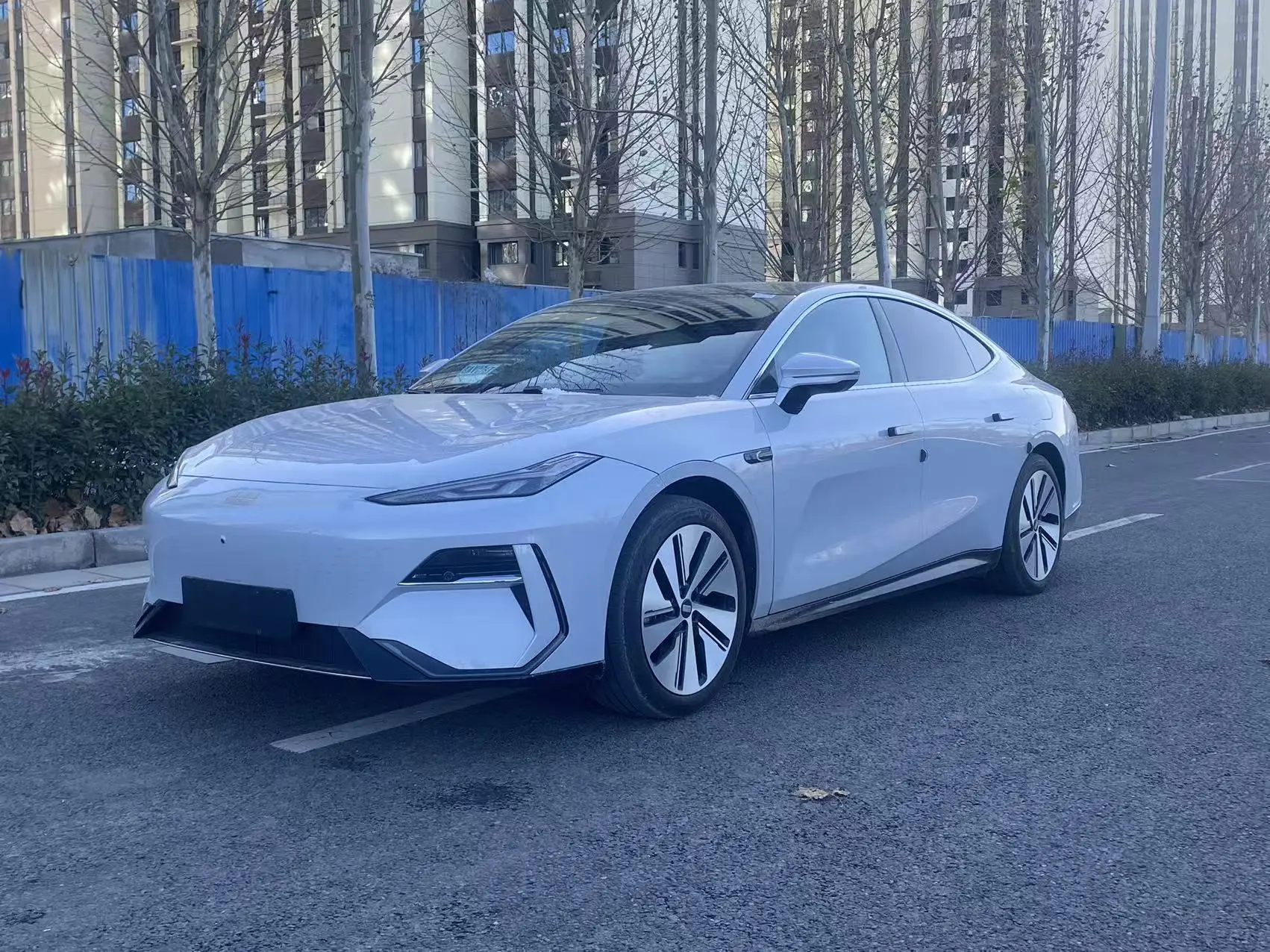 Geely Galaxy E8  из Китая