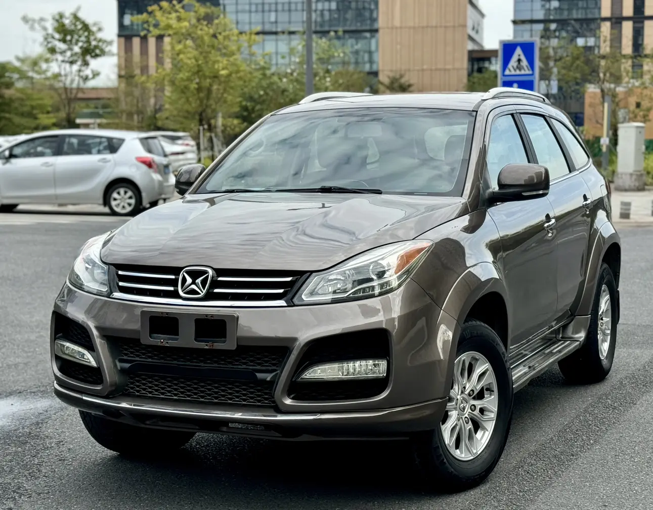 Yu Sheng Yusheng S350  из Китая