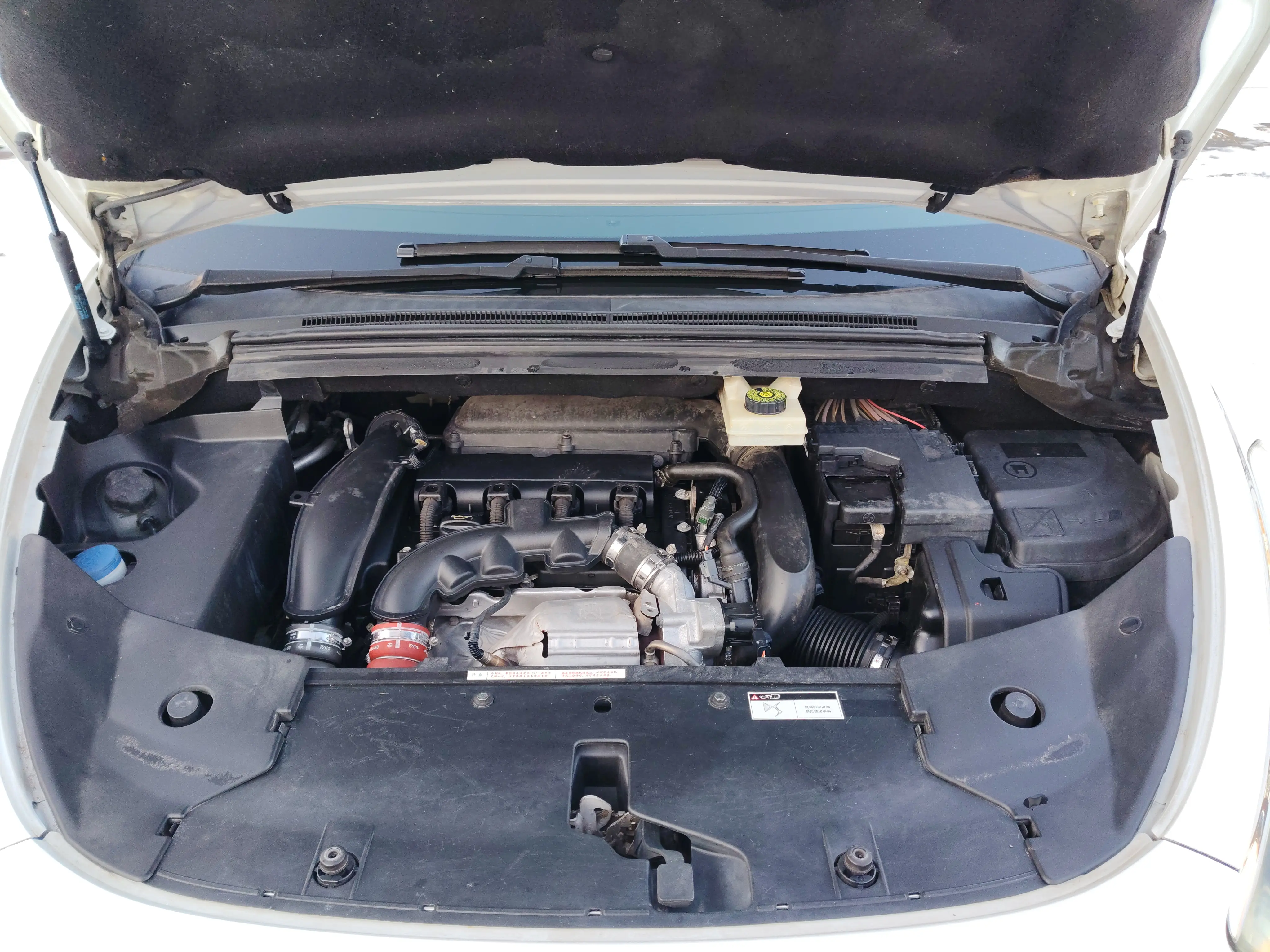 DS 5  из Китая