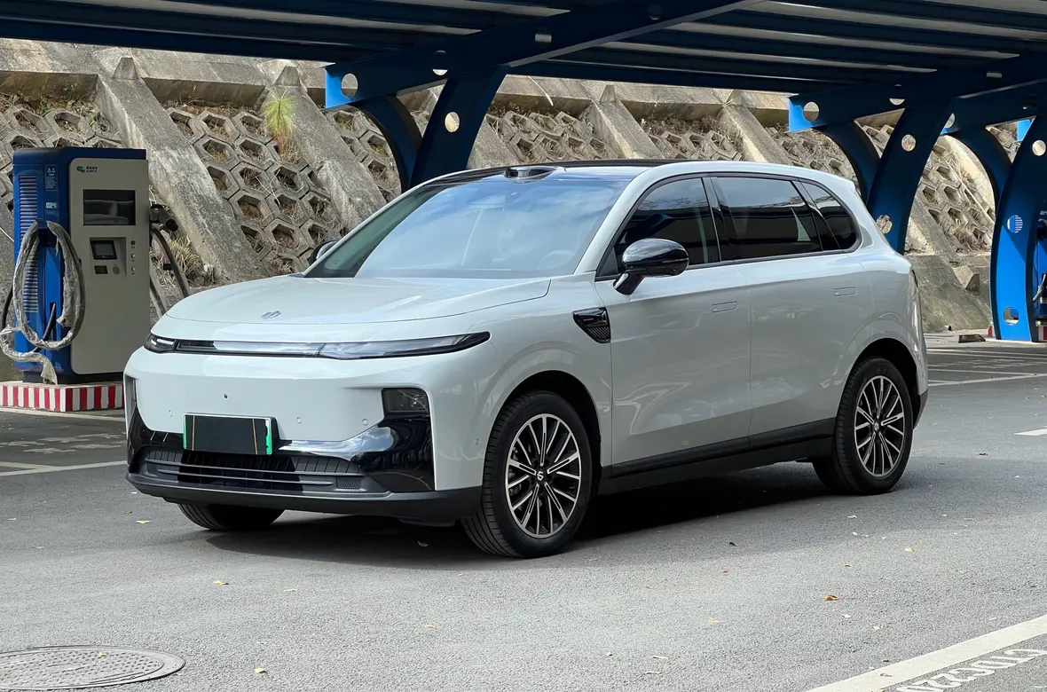 Leapmotor B10  из Китая