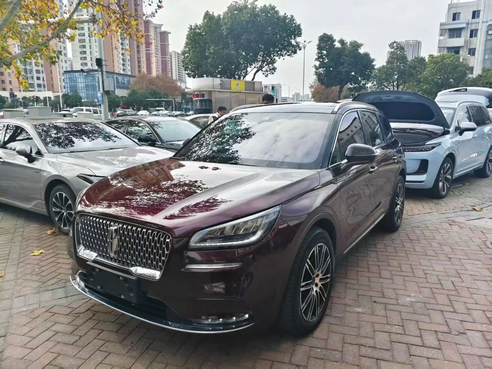 Lincoln Adventurer  из Китая