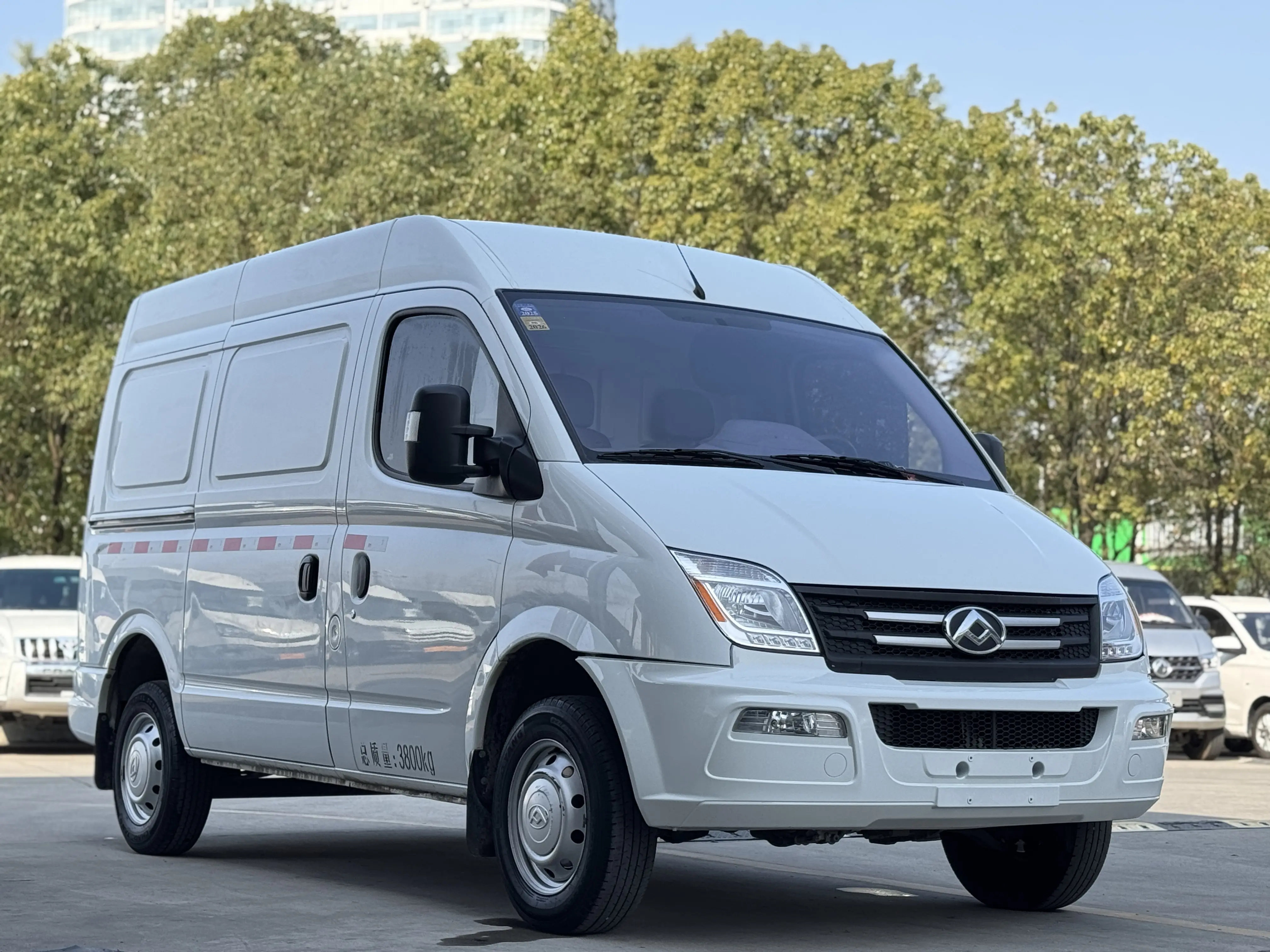 Datong Xintu V80  из Китая