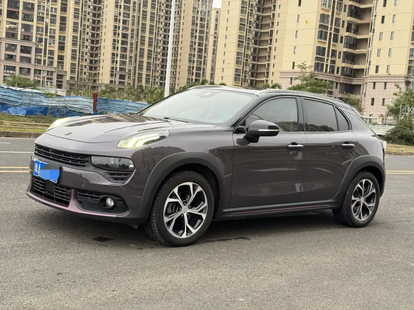 Lynk & Co 02  из Китая