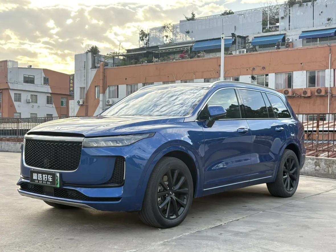 Li ONE (Ideal ONE)  из Китая