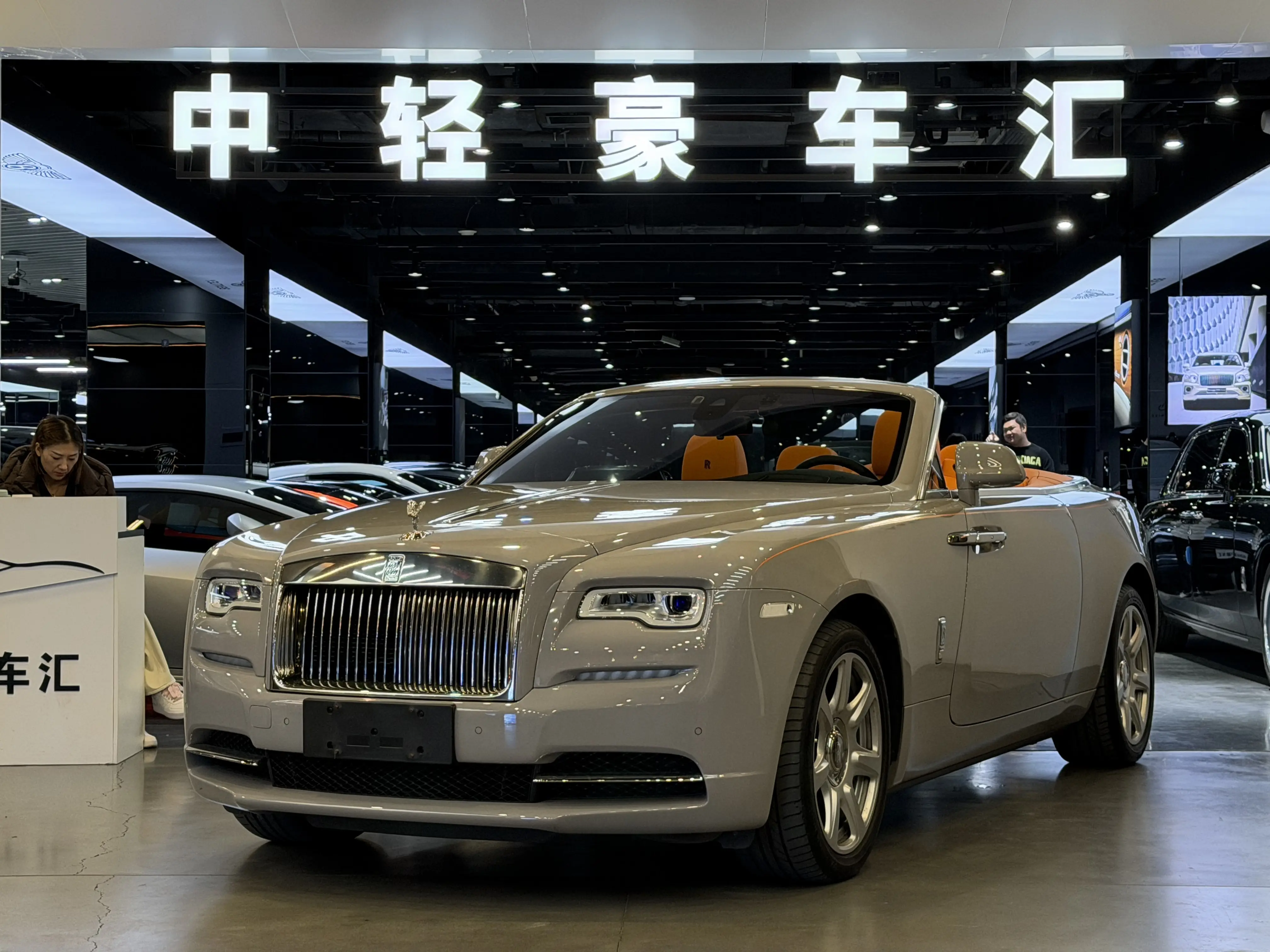 Rolls Royce Yao Ying  из Китая