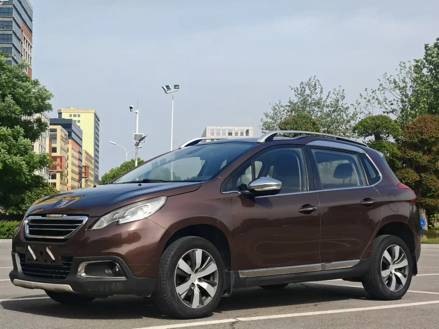 Peugeot 2008  из Китая