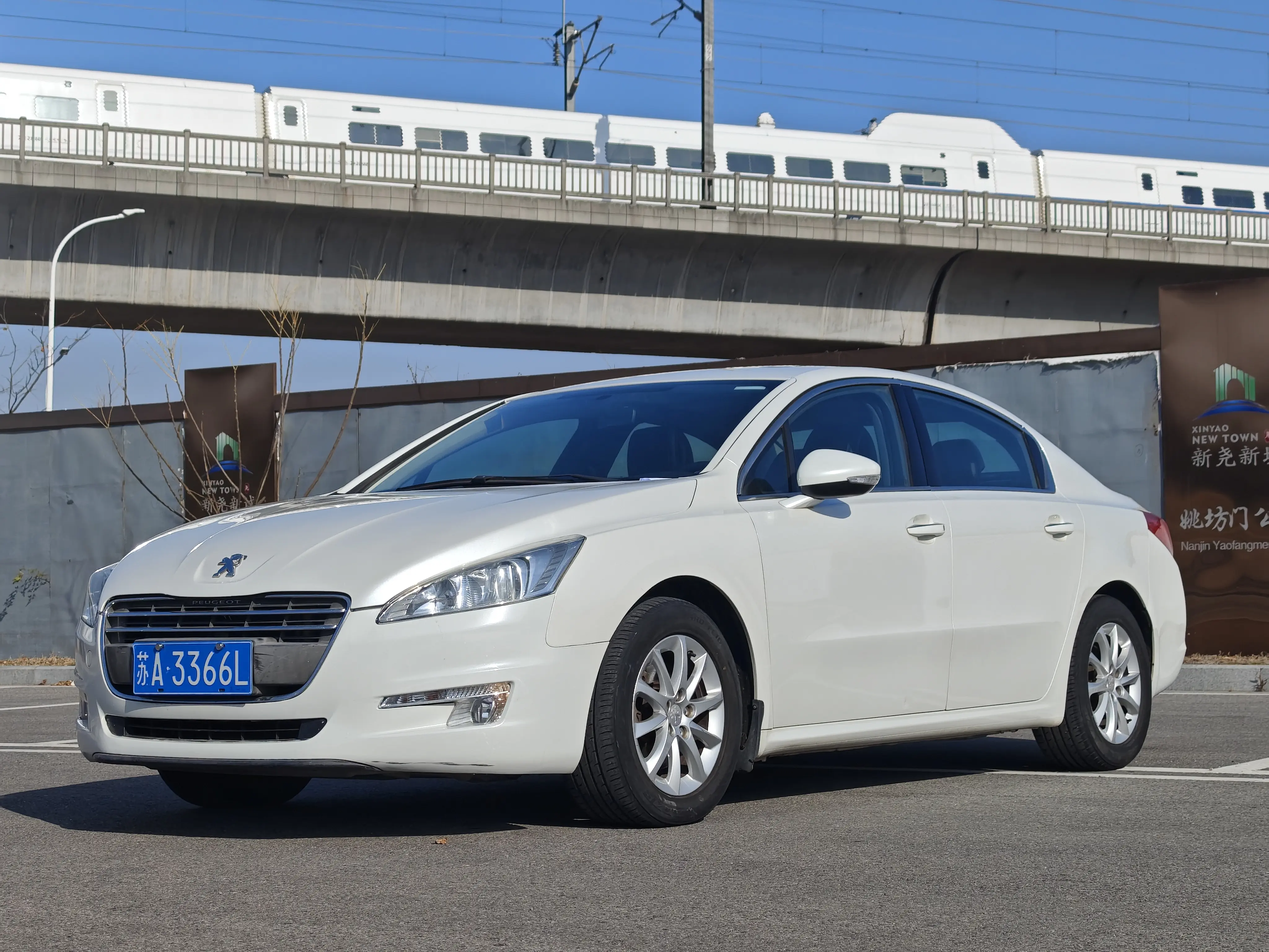 Peugeot 508  из Китая