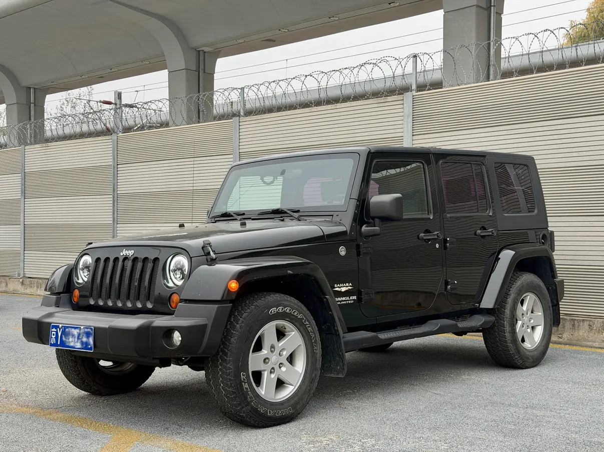 Jeep Wrangler  из Китая