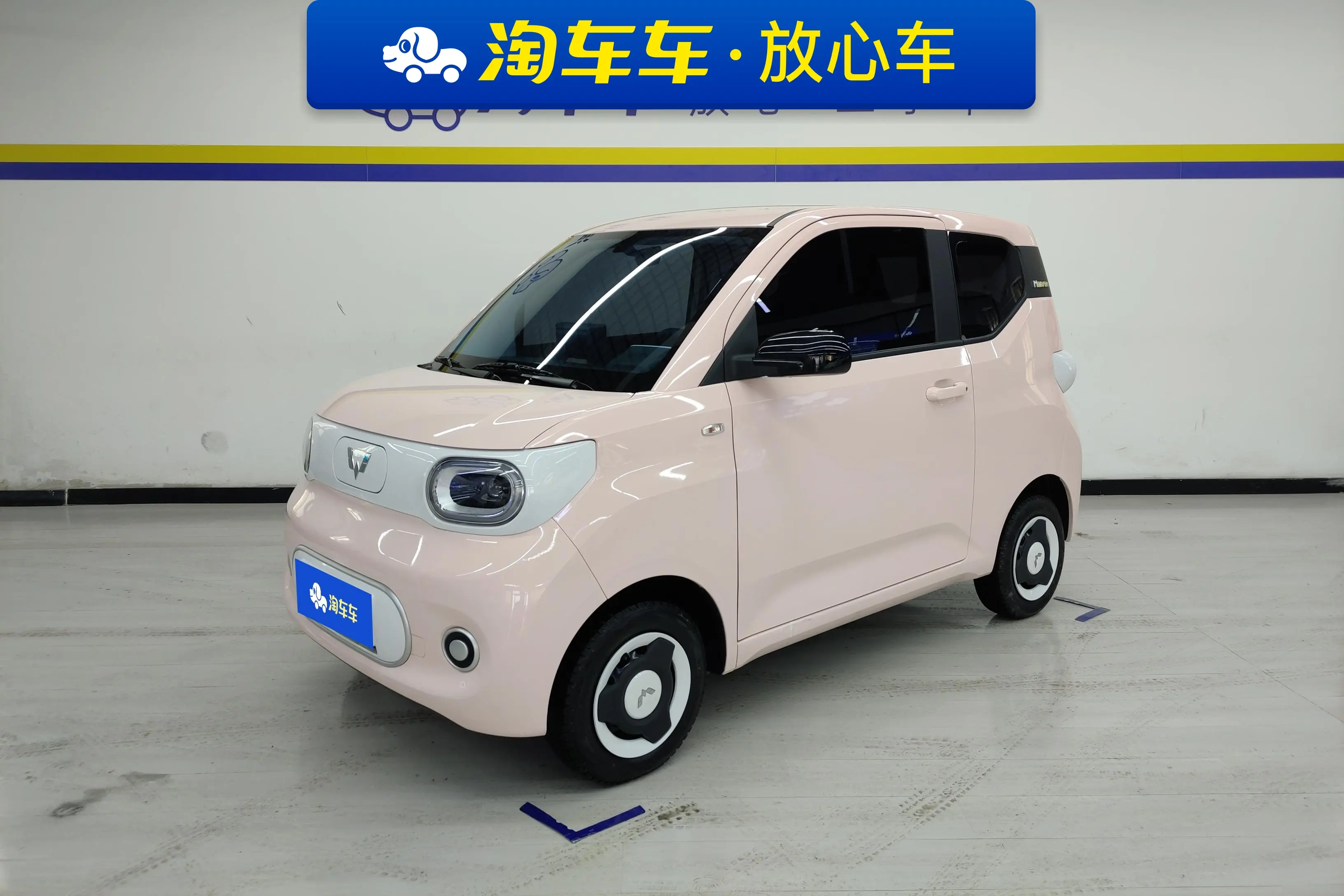 Wuling Hongguang MINIEV  из Китая