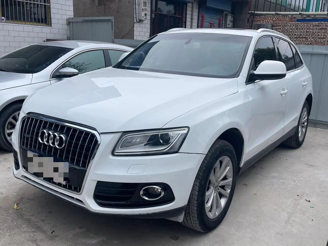 Audi Q5  из Китая