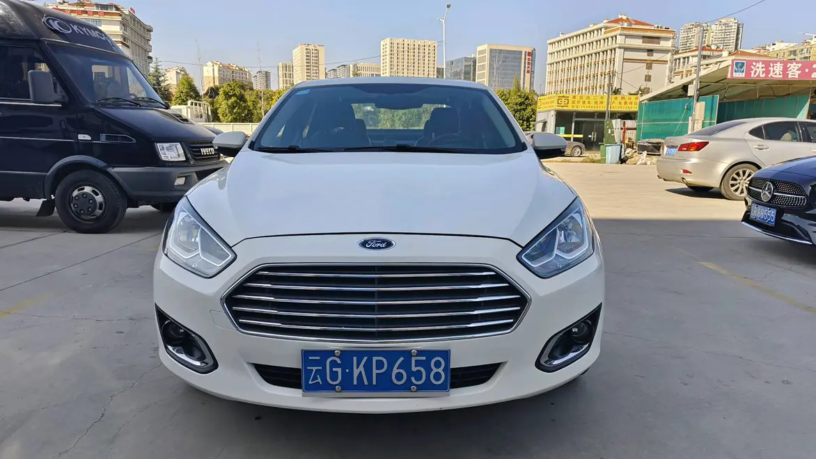 Ford Forrest  из Китая