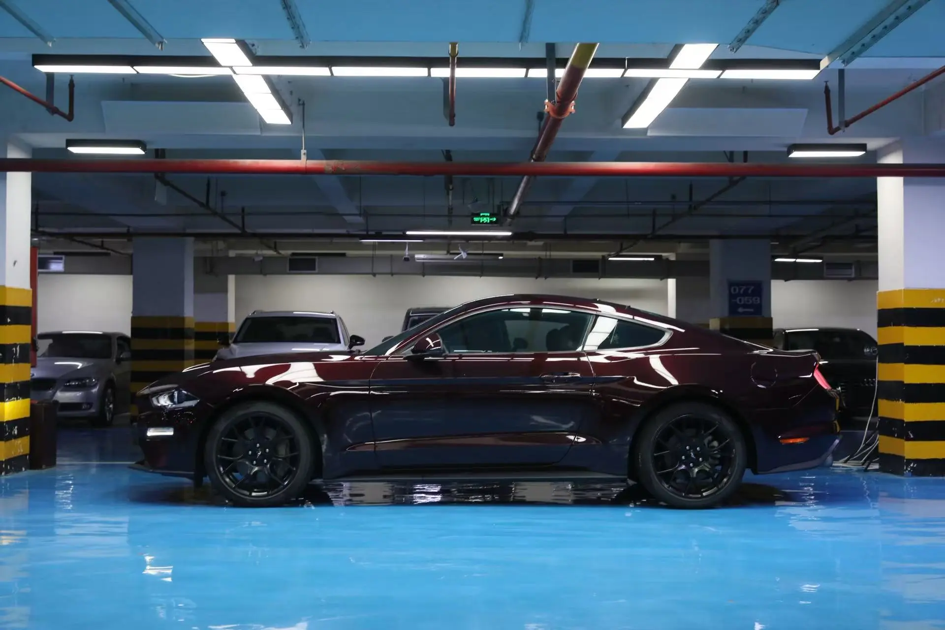 Ford Mustang  из Китая