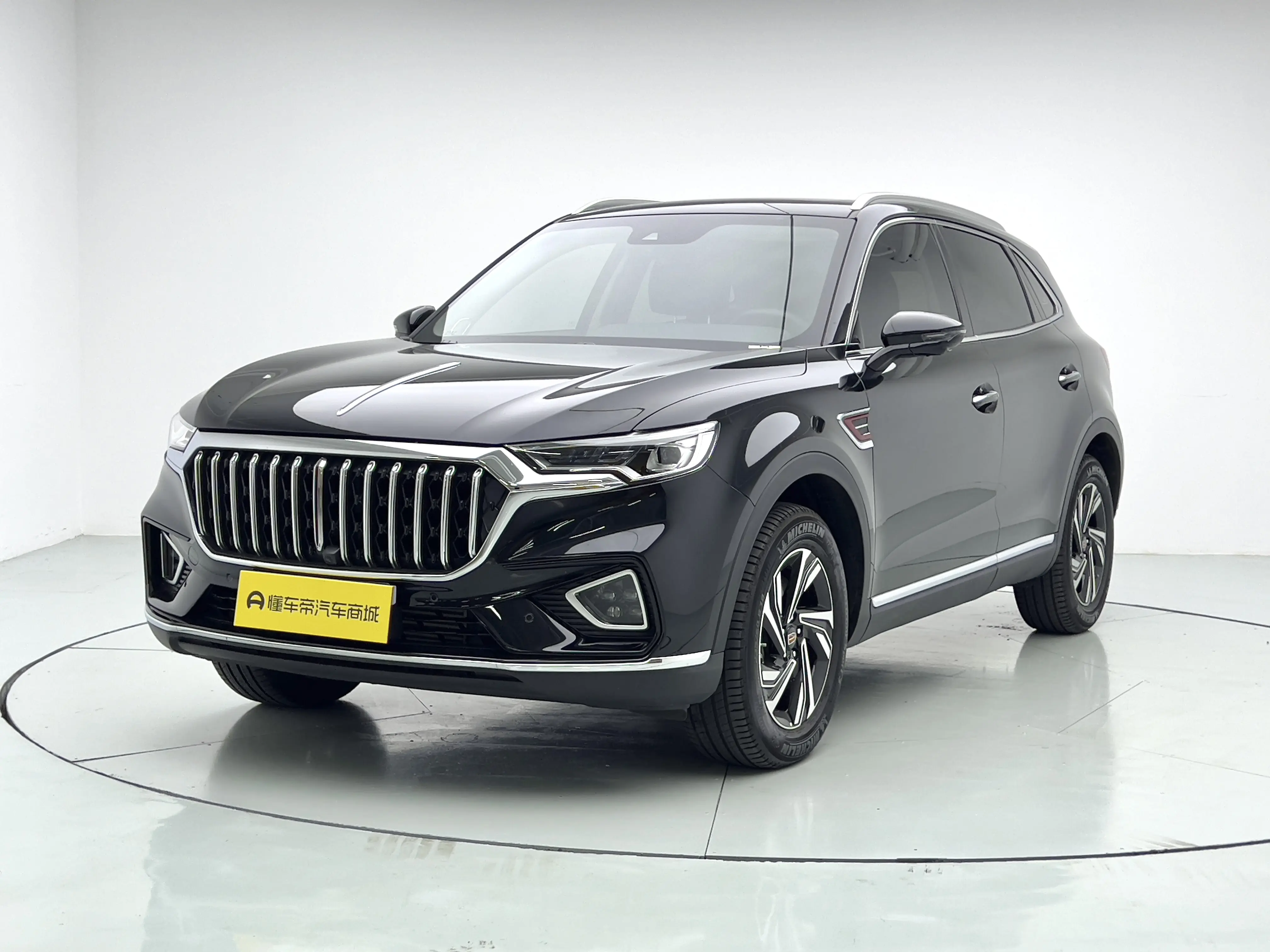 Hongqi HS5  из Китая