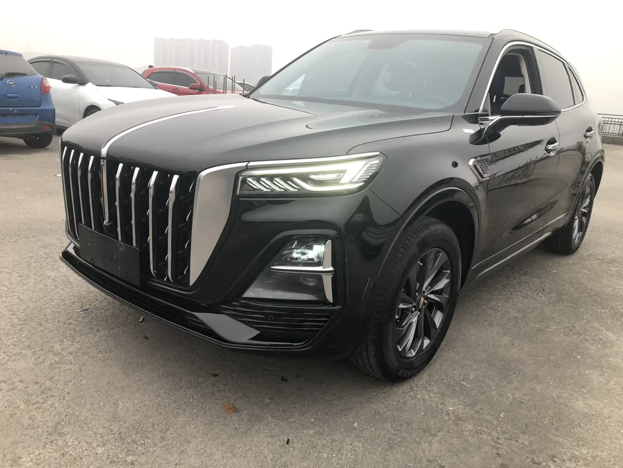 Hongqi HS5  из Китая