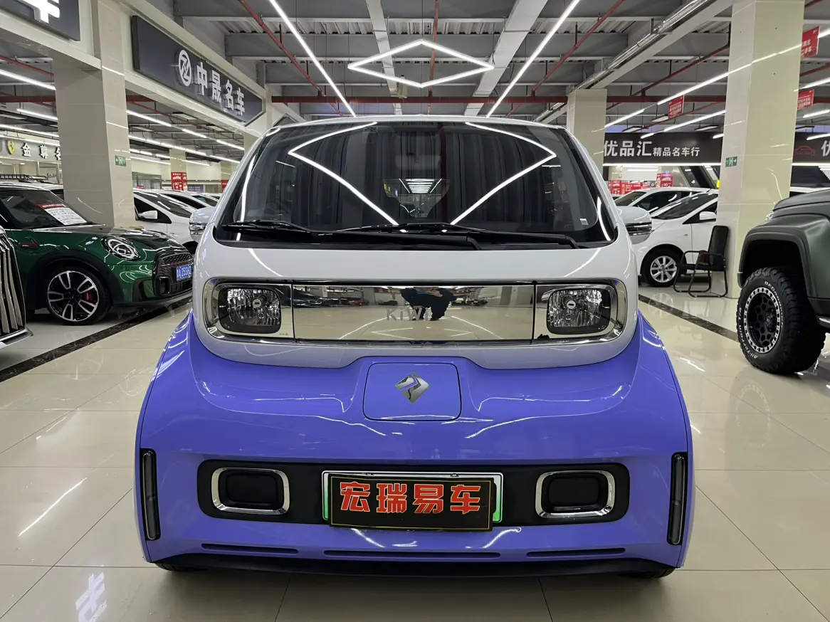 Baojun KiWi EV  из Китая
