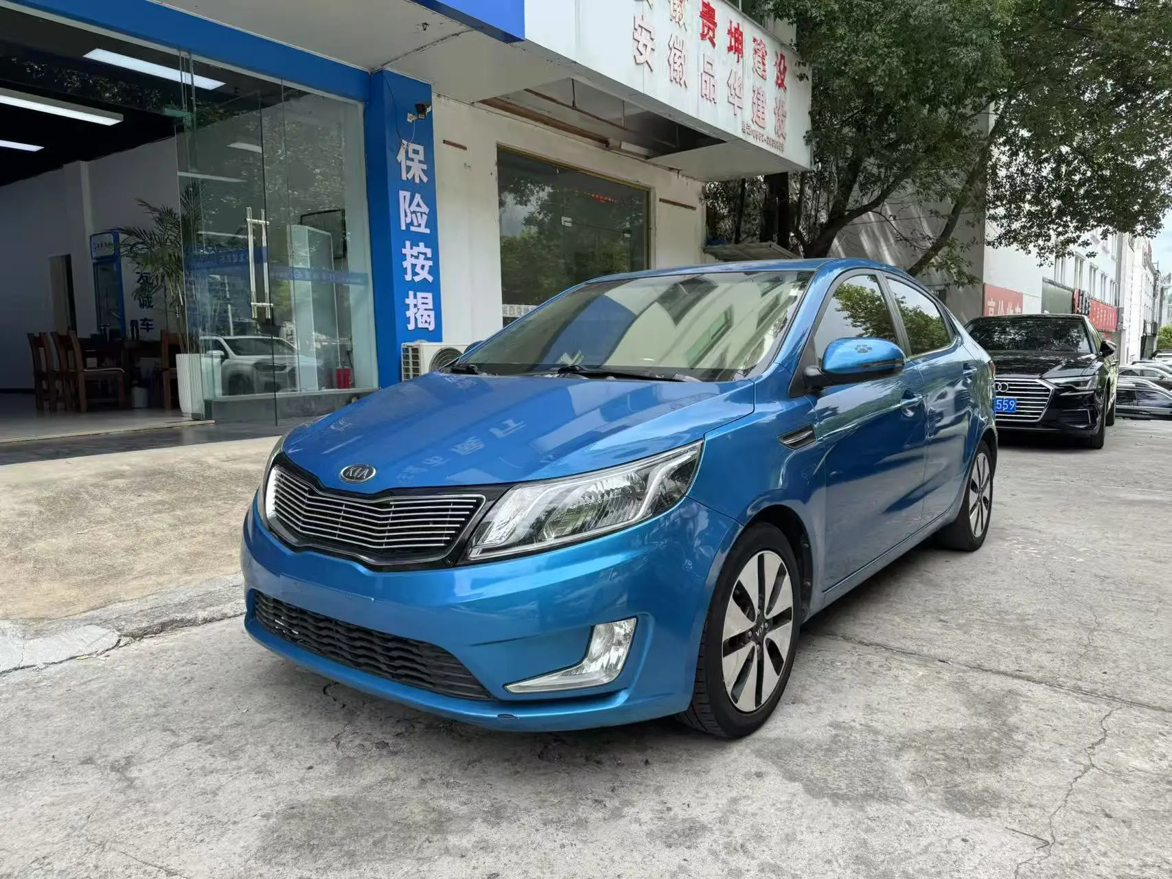 Kia K2  из Китая