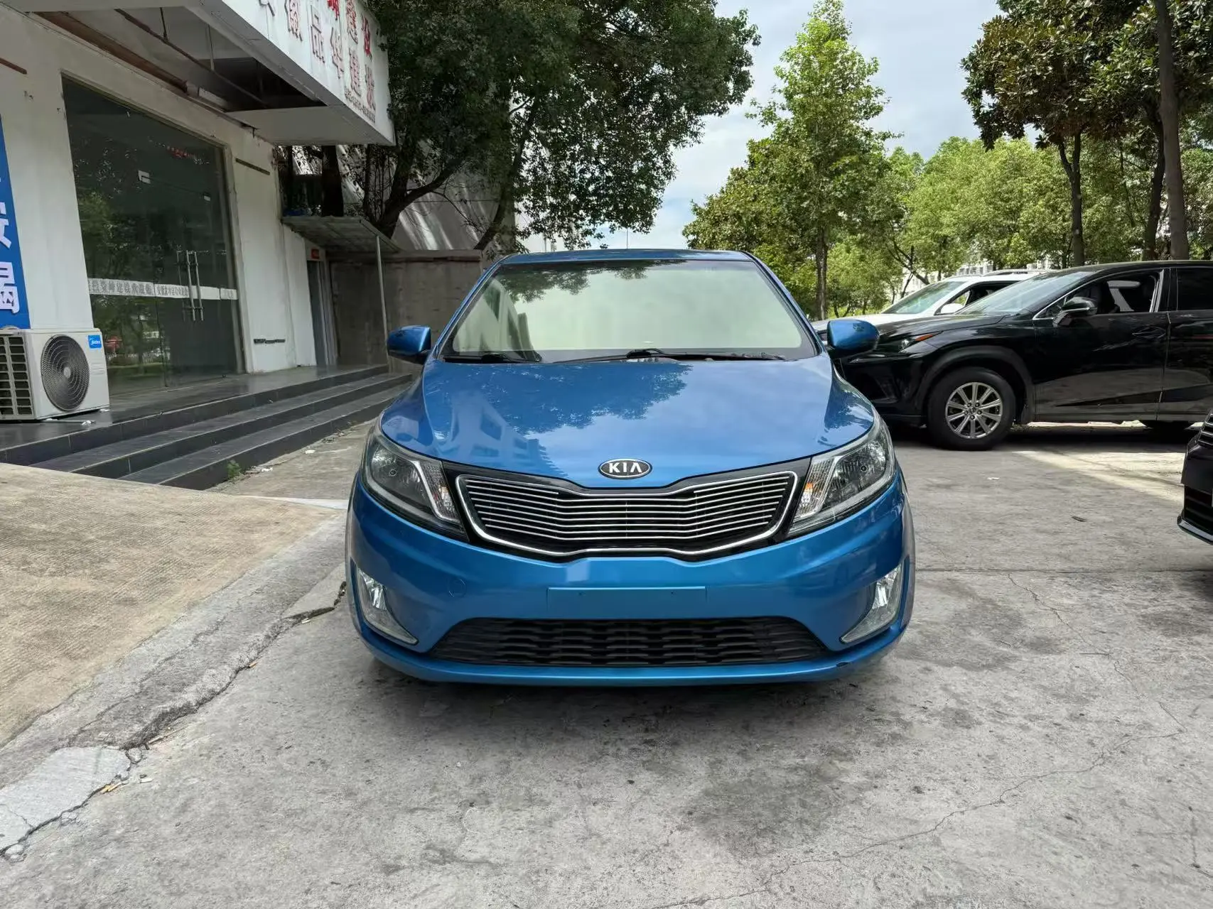 Kia K2  из Китая